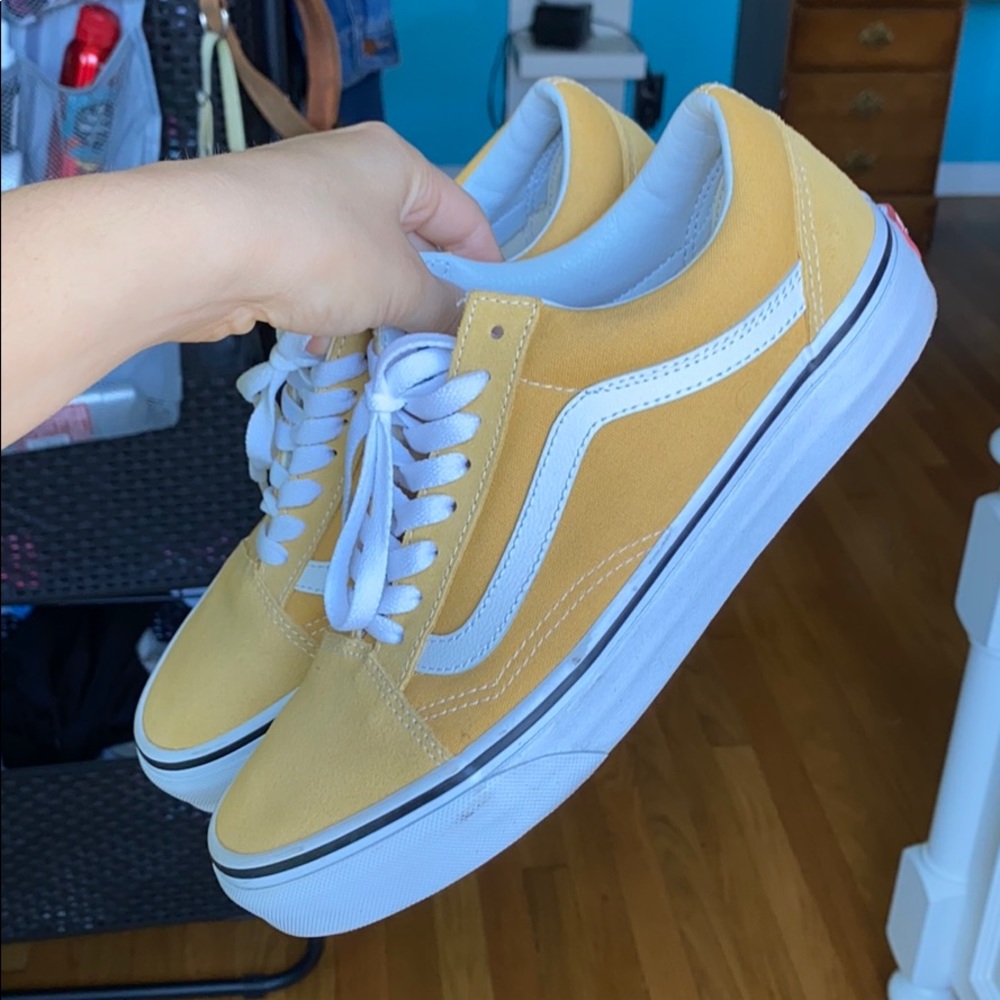 Vans old school yellow